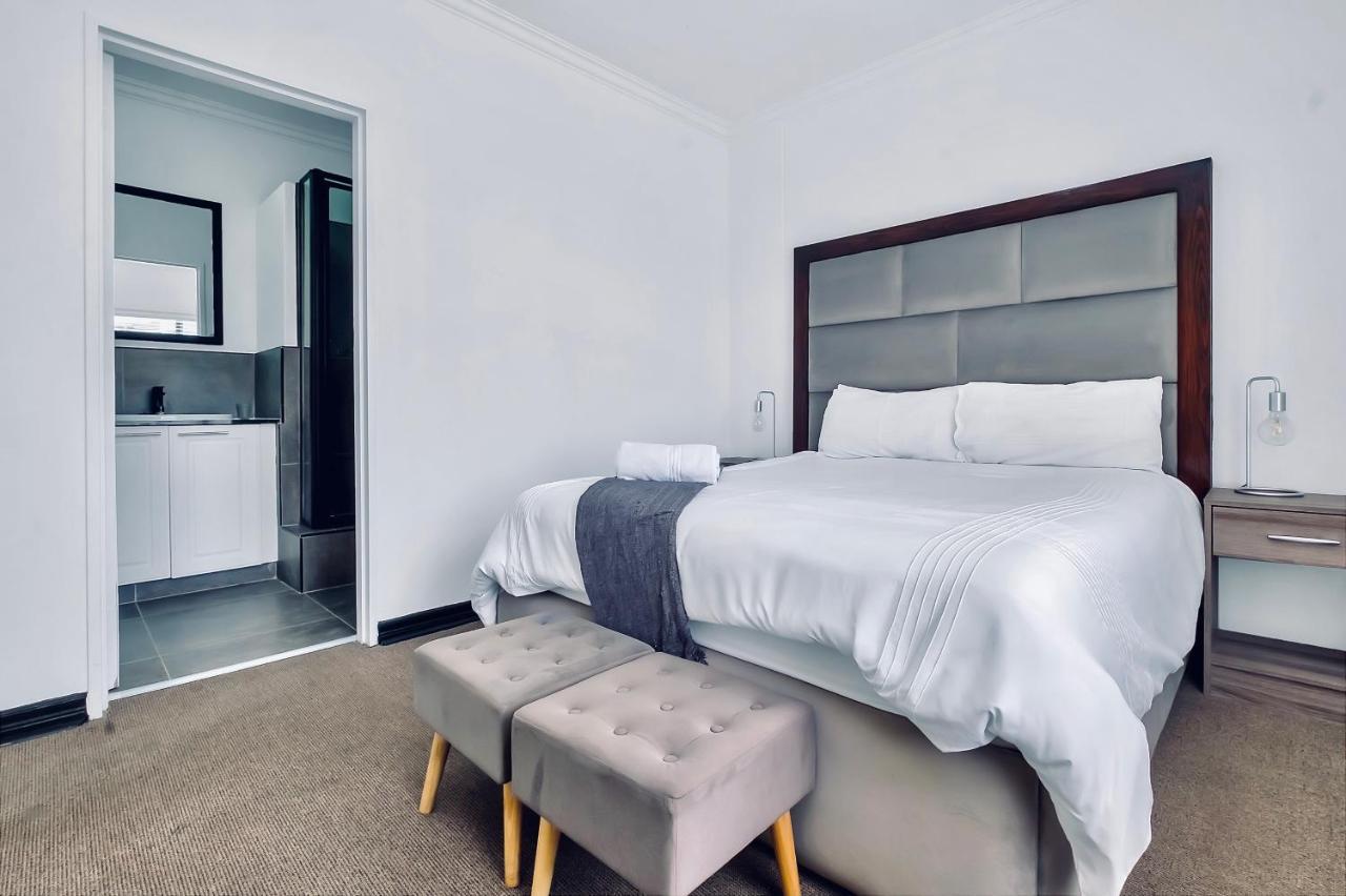 2 Bedroom 2 Bath Luxury - Sandton Cbd Johannesburg Exterior foto